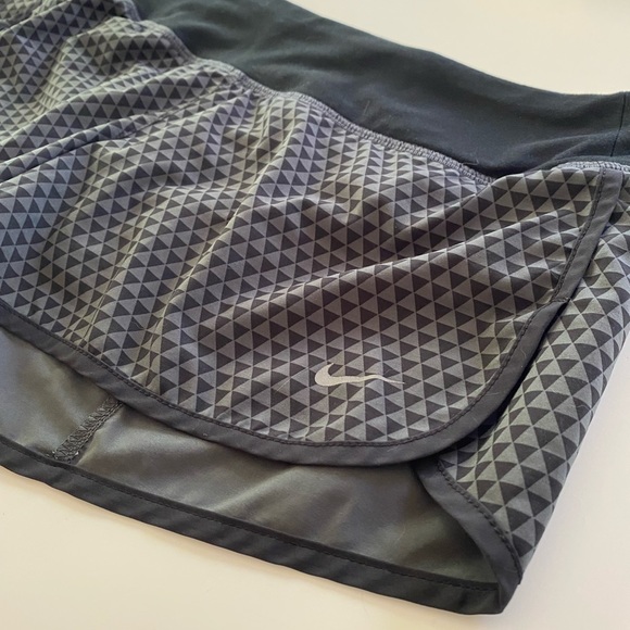 Nike Dri-Fit Athletic Shorts - Picture 3 of 4